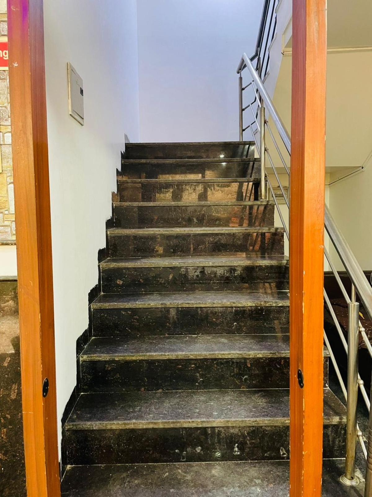 Hotel Kailash Residency 3*